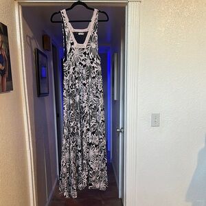 Floral Black and White Maxi Dress